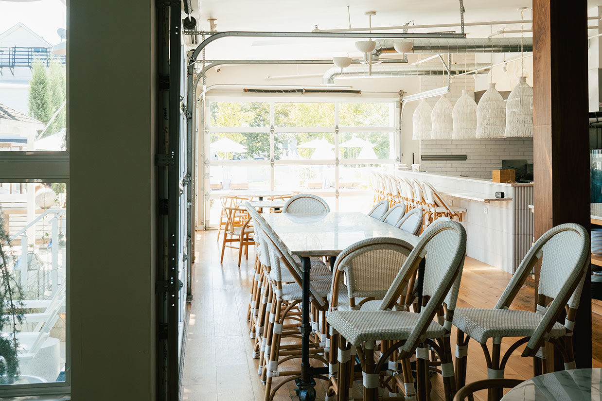C. Henry Painting Interior Restaurant & Kitchen